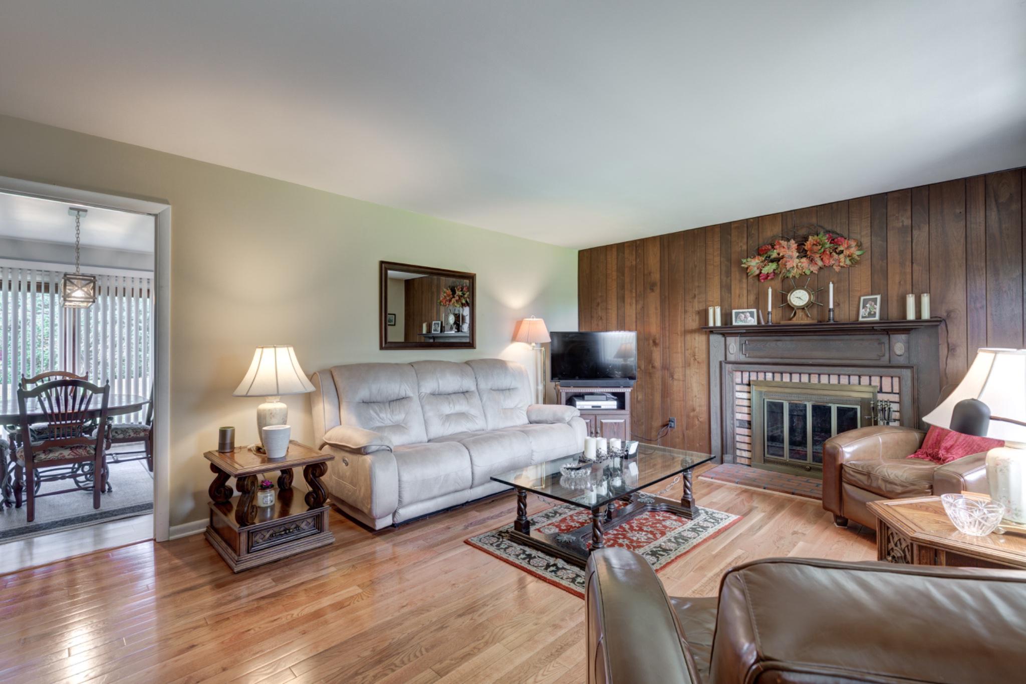 2717 Lawndale Road Finksburg, MD 21048 - Photo 5 of 34 Gallery Image 5