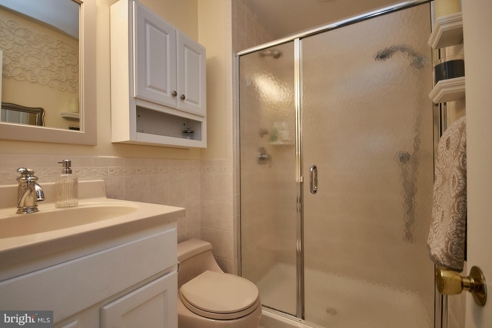 2357 Millennium Lane Reston, VA 20191 - Photo 13 of 25 Bath (Master)