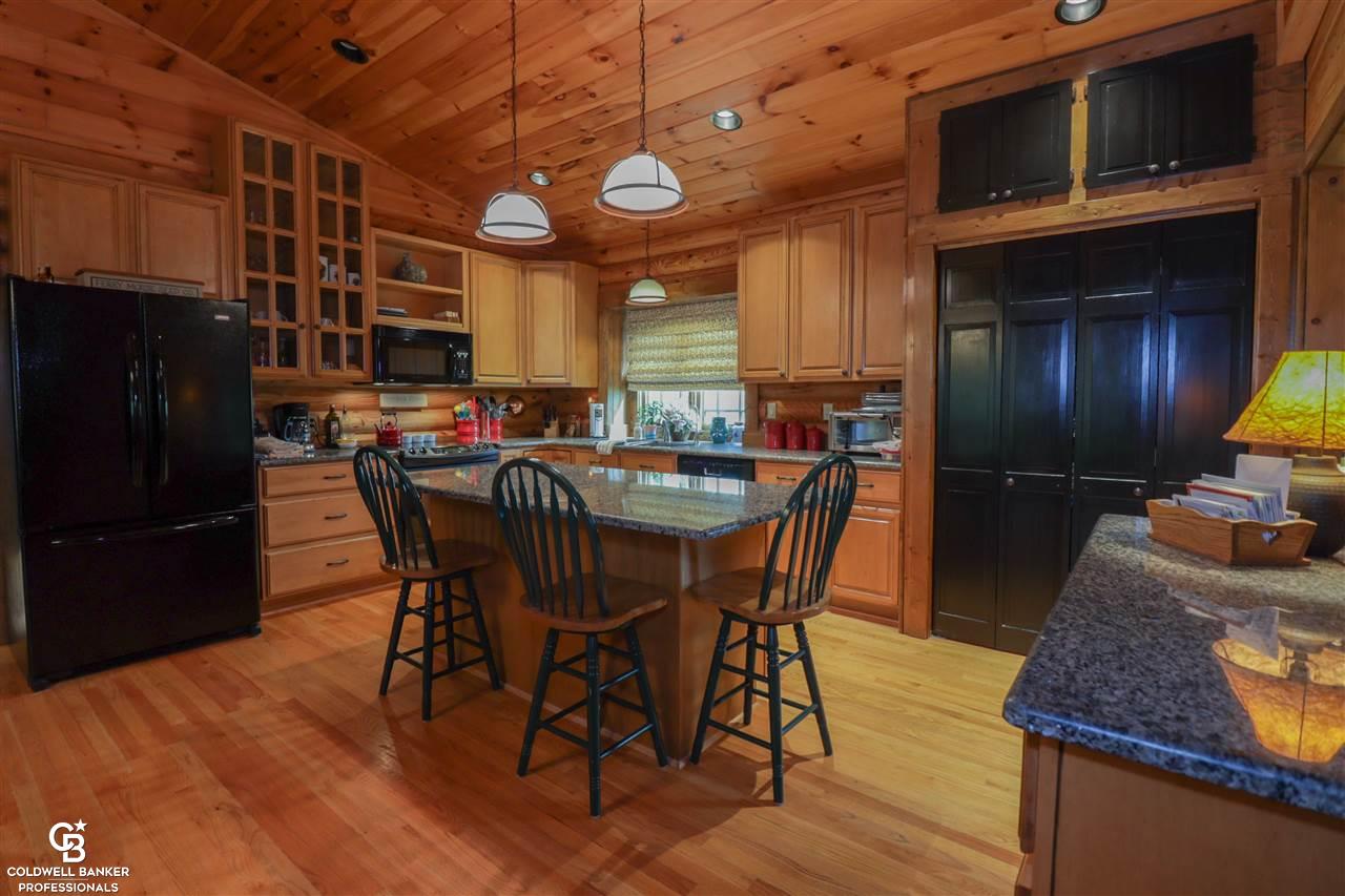 6845 Kelly Road Yale, MI 48097 - Photo 10 of 50 31394869-9.JPG