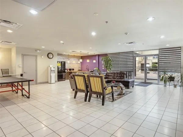 $1,700 | 1100 West Trinity Mills Road, Unit 4042, Carrollton, TX 75006