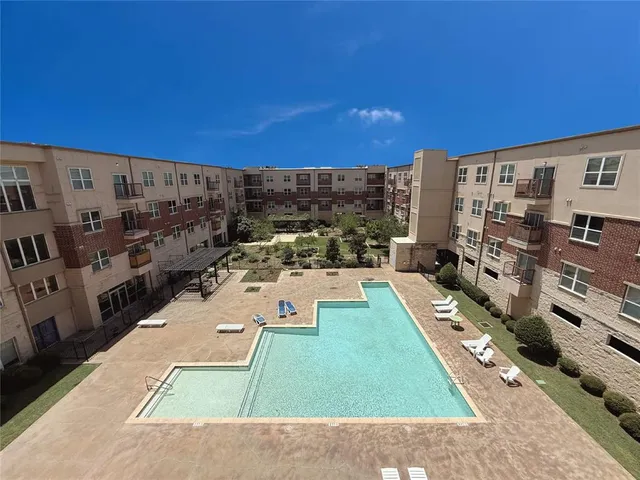 $1,850 | 1100 West Trinity Mills Road, Unit 4042, Carrollton, TX 75006