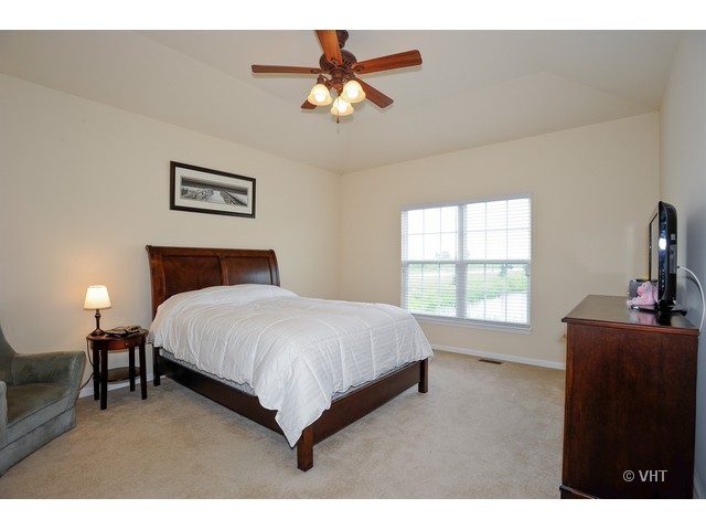 1205 Freedom Road Elburn, IL 60119 - Photo 5 of 12