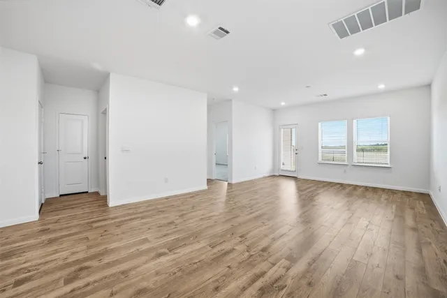 $2,195 | 339 Mustang Lake Circle, Buda, TX 78610