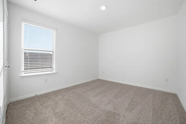 $2,195 | 339 Mustang Lake Circle, Buda, TX 78610