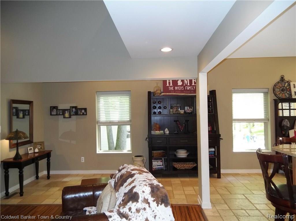 5100 Brady Road Howell, MI 48843 - Photo 13 of 43 11.jpg