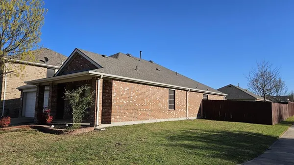 $2,350 | 9721 Zaharias Drive, McKinney, TX 75072
