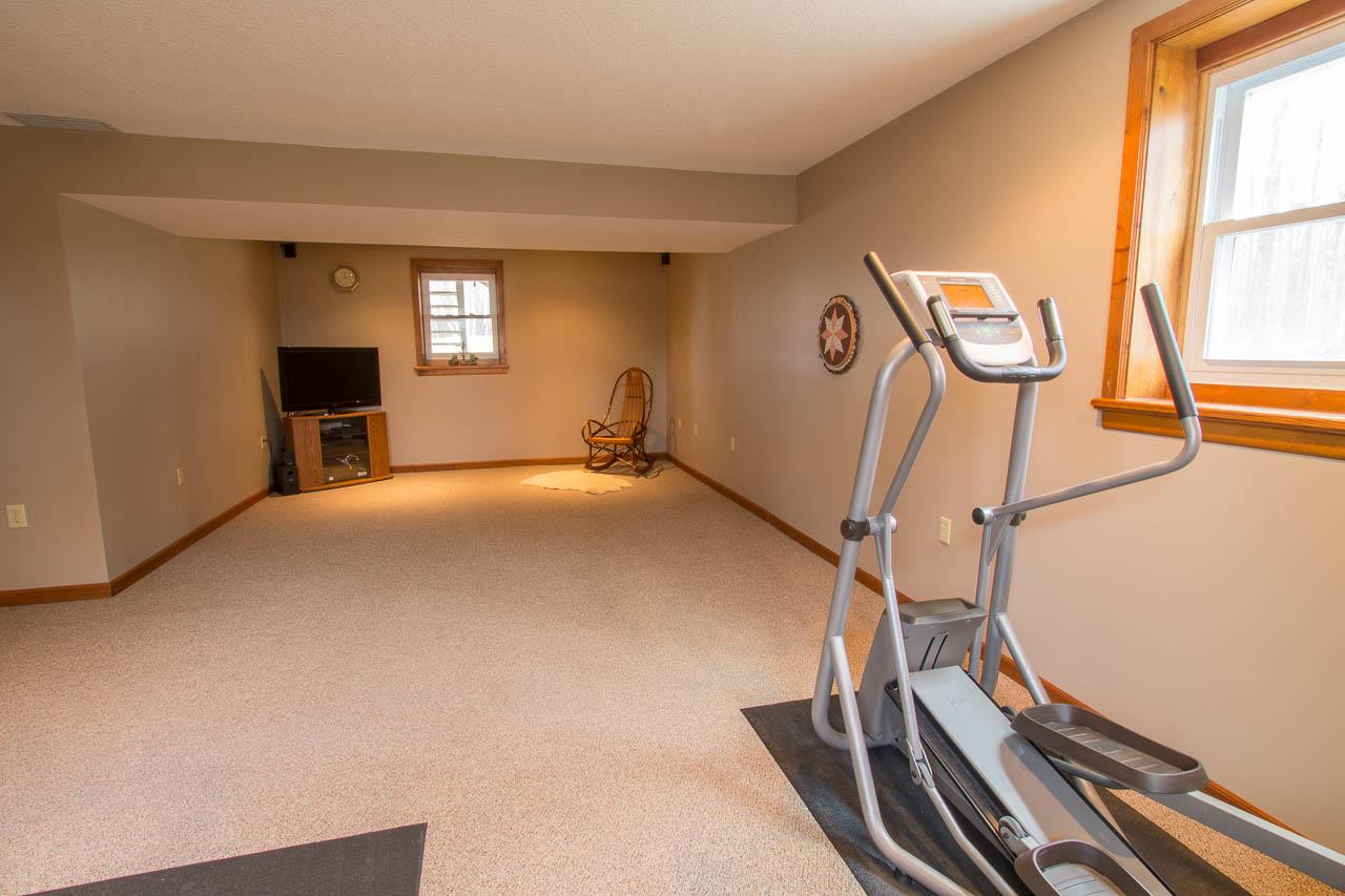 9631 Fackler Road Monroeville, IN 46773 - Photo 20 of 36
