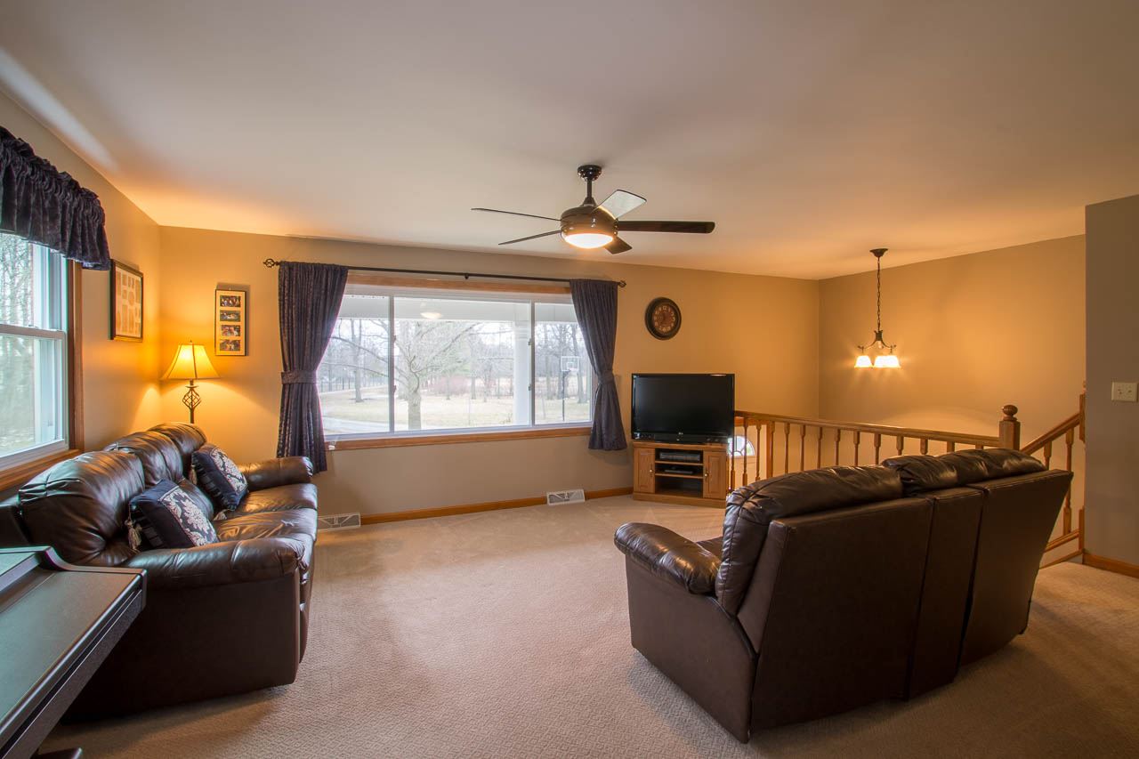 9631 Fackler Road Monroeville, IN 46773 - Photo 8 of 36