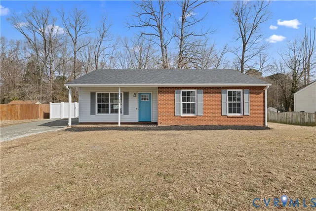 $309,000 | 1460 Farley Court, Sandston, VA 23150