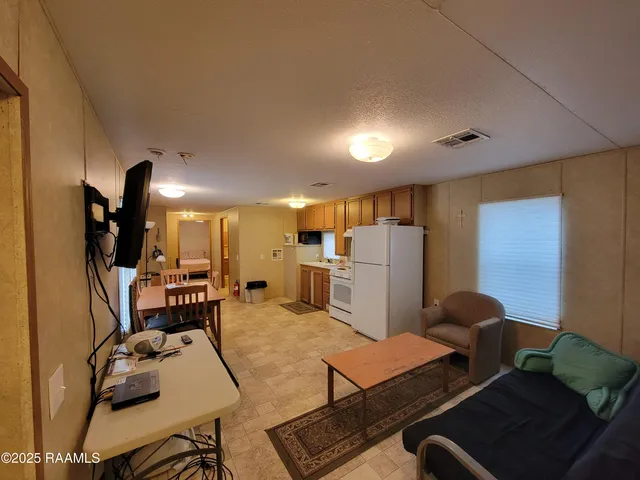 $87,500 | 24372 Front Ridge Road, Kaplan, LA 70548