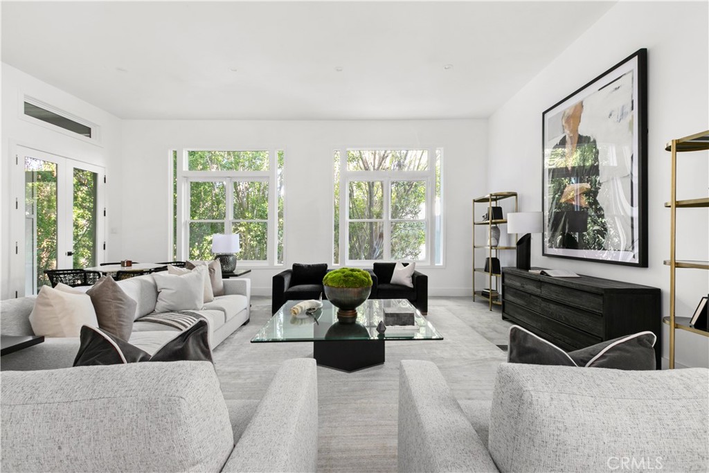 9625 Oak Pass Road Beverly Hills, CA 90210 - Photo 1 of 30