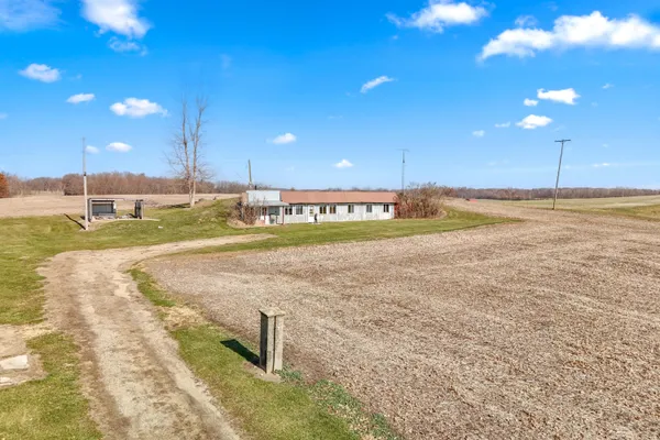 $99,900 | 10720 East Bacon Road, Pittsford, MI 49271