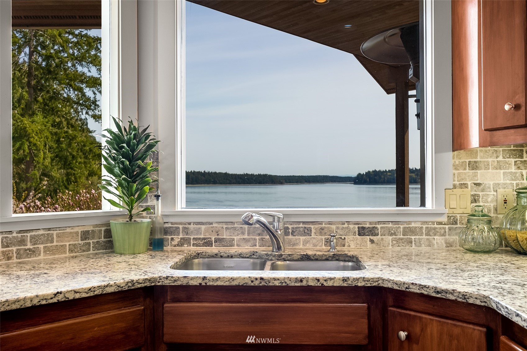 801 East Benson Loop Road Shelton, WA 98584 - Photo 9 of 40 Gallery Image 9