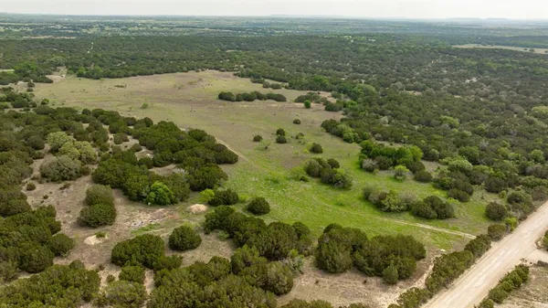 $3,975,000 | 5905 North Us Highway, Hamilton, TX 76531