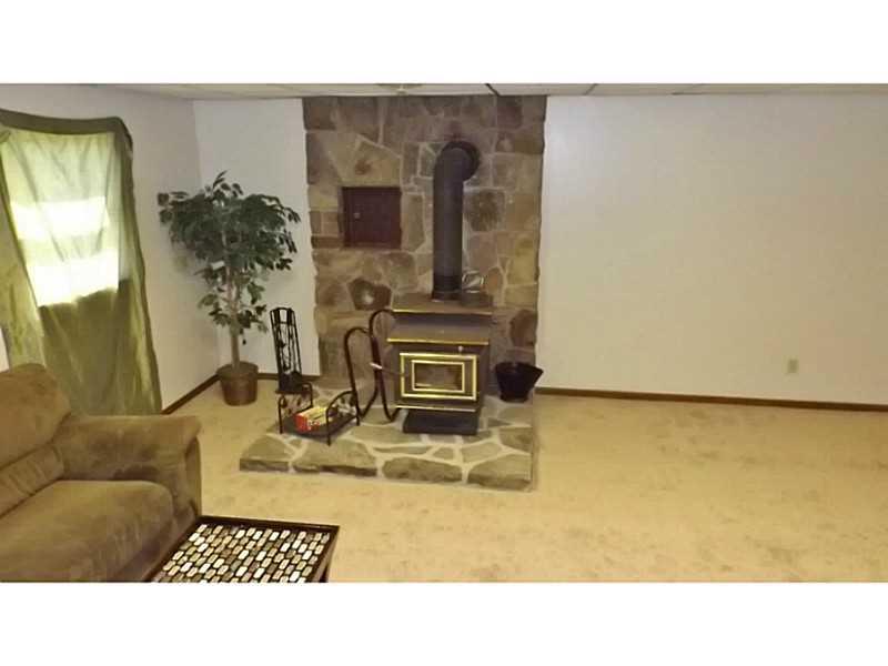 165 Ruane Road Uniontown, PA 15401 - Photo 11 of 21 Family Room.