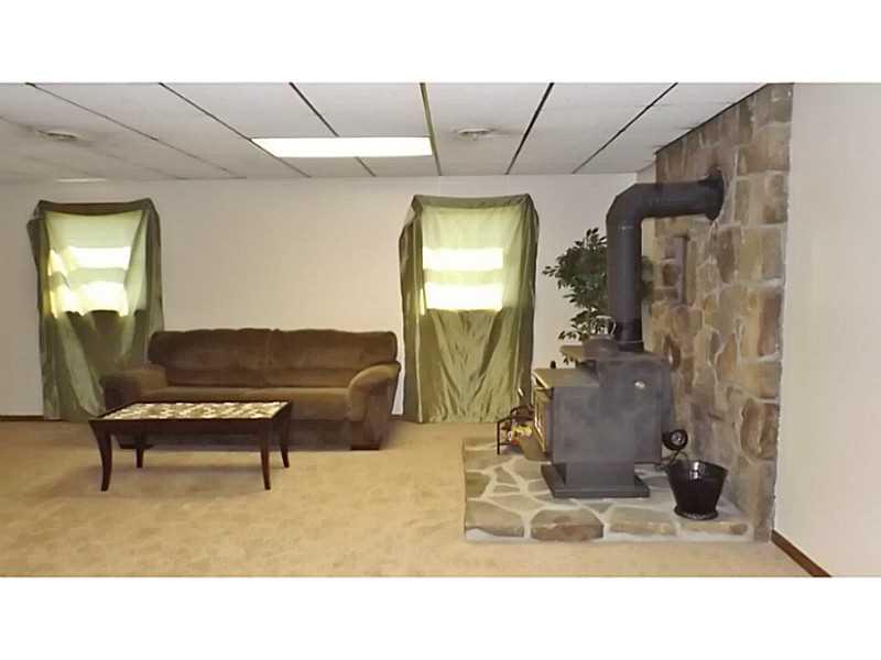 165 Ruane Road Uniontown, PA 15401 - Photo 13 of 21 Family Room.