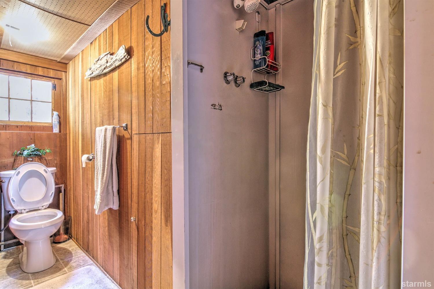 2 Caples Lake Markleeville, CA 96120 - Photo 17 of 25