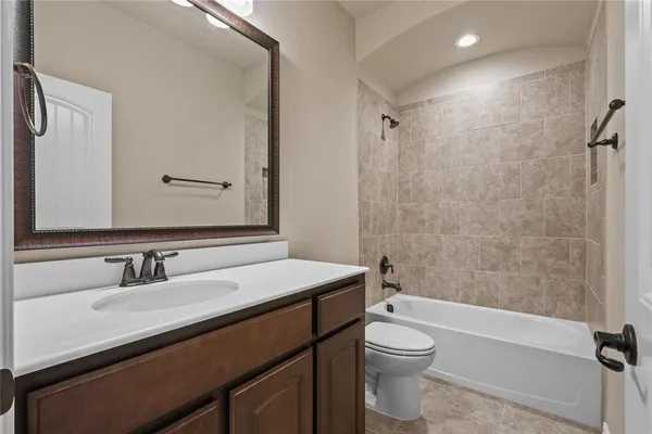 $2,900 | 2104 Skysail Lane, Denton, TX 76210