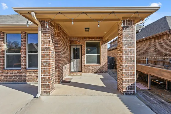 $2,900 | 2104 Skysail Lane, Denton, TX 76210