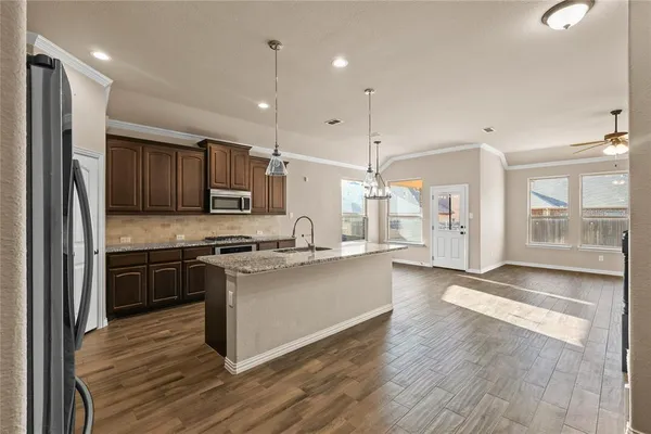 $2,900 | 2104 Skysail Lane, Denton, TX 76210