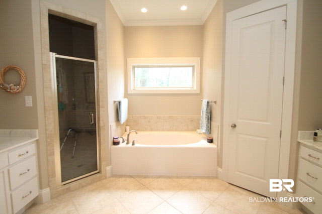 7640 Aikin Court Daphne, AL 36527 - Photo 14 of 29 Master Bath