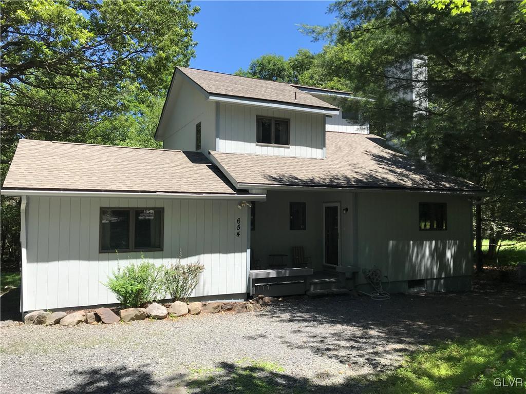654 South Old Stage Road Albrightsville, PA 18210 - Photo 1 of 23 Gallery Image 1