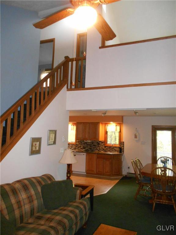 654 South Old Stage Road Albrightsville, PA 18210 - Photo 4 of 23 Gallery Image 4