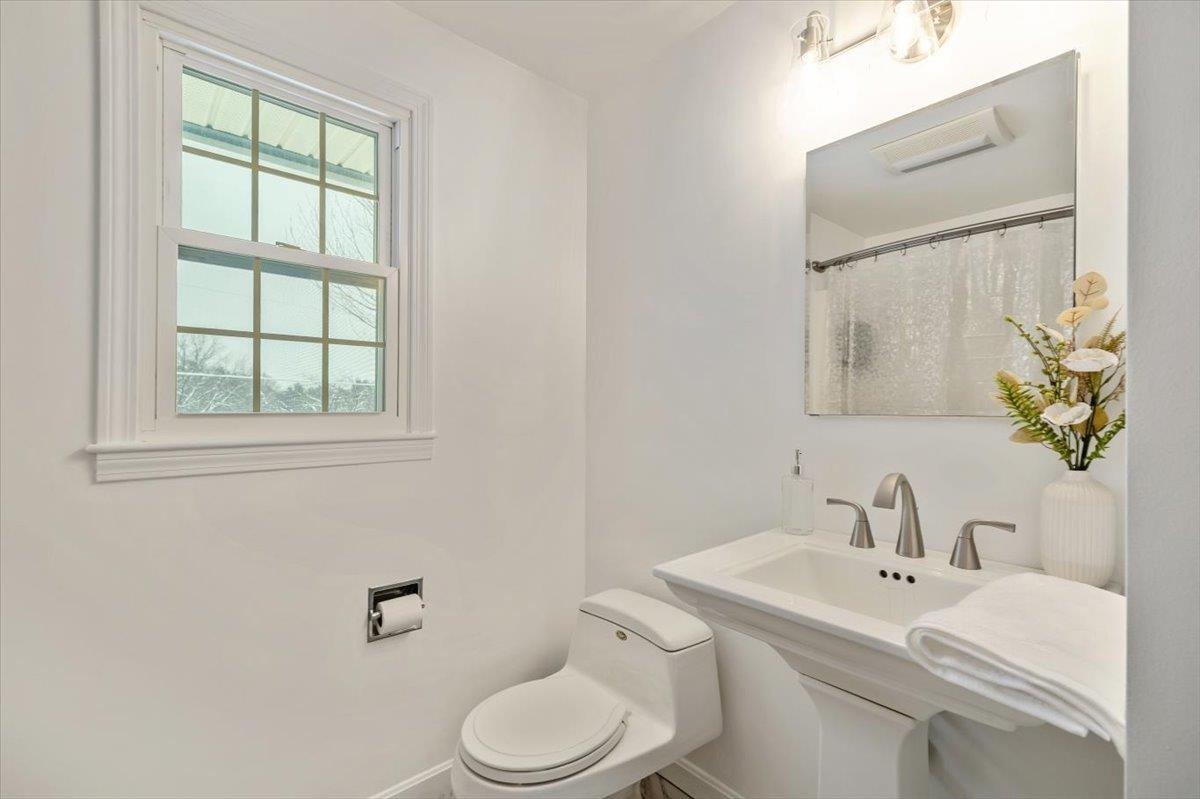 11 Sunny View Drive Jericho, VT 05465 - Photo 10 of 20