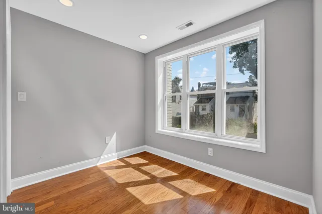 $1,500 | 313 Parkland Place Southeast, Unit 3, Washington, DC 20032