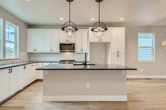 $674,900 | 2751 East 102nd Place, Thornton, CO 80229