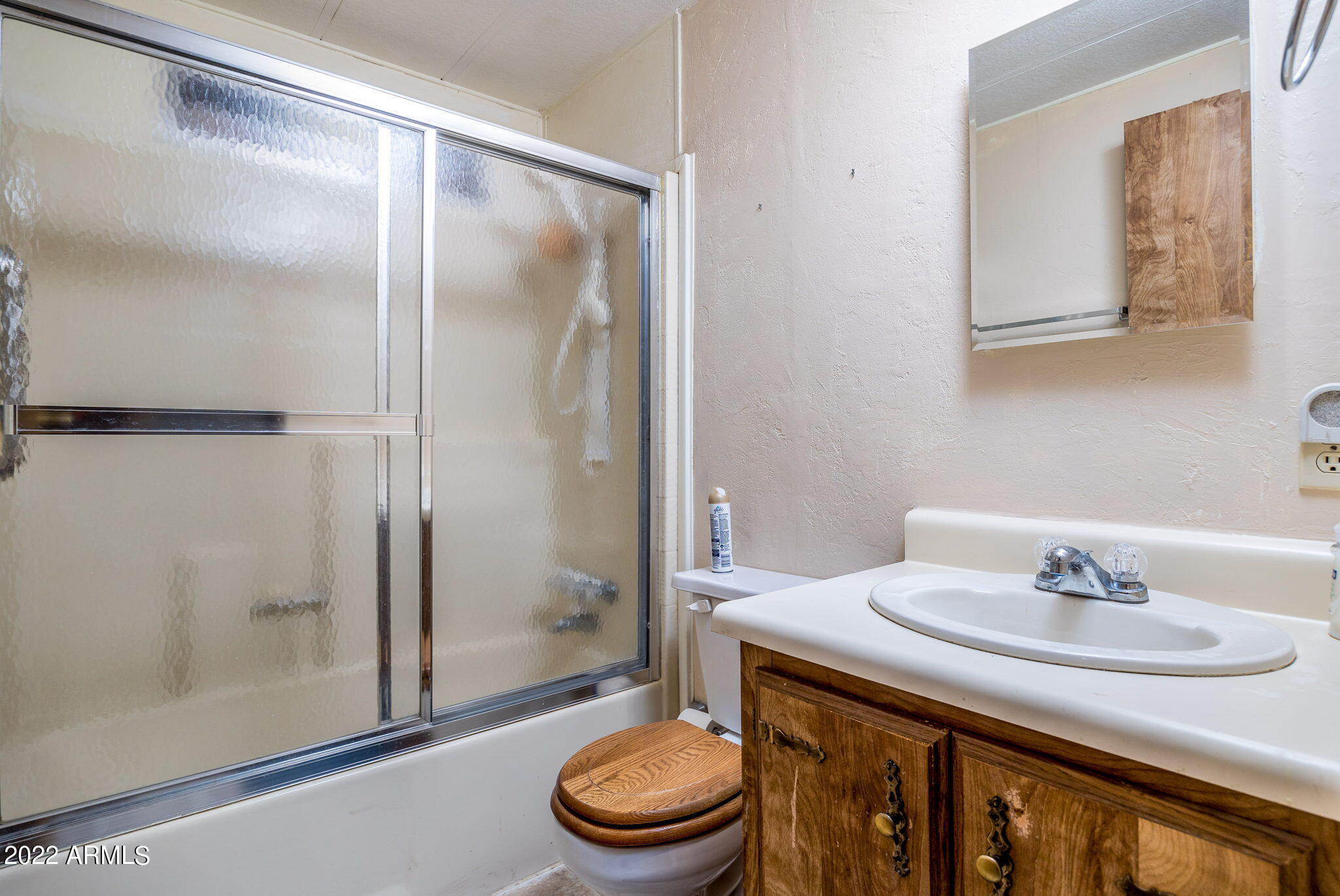 2953 Hunters Road Overgaard, AZ 85933 - Photo 10 of 17 BATHROOM 2