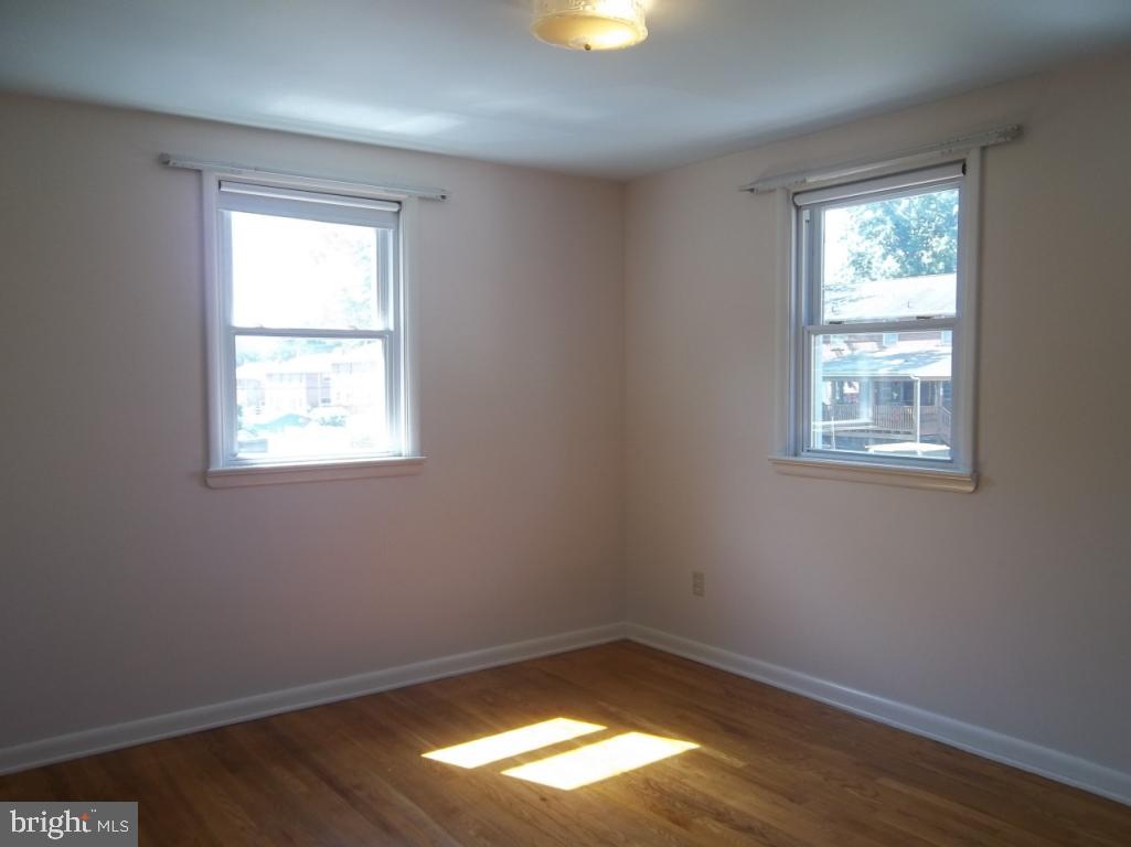 334 Charles Road Lancaster, PA 17603 - Photo 8 of 18 Gallery Image 8