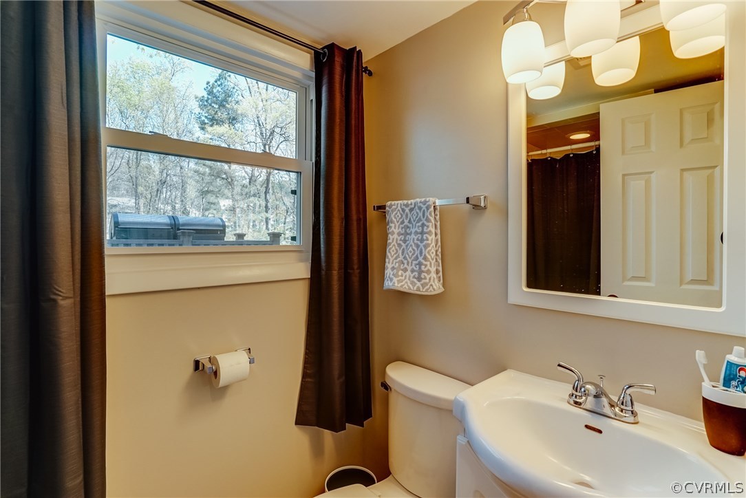 601 Whiffletree Road Chesterfield, VA 23236 - Photo 12 of 28 Gallery Image 12