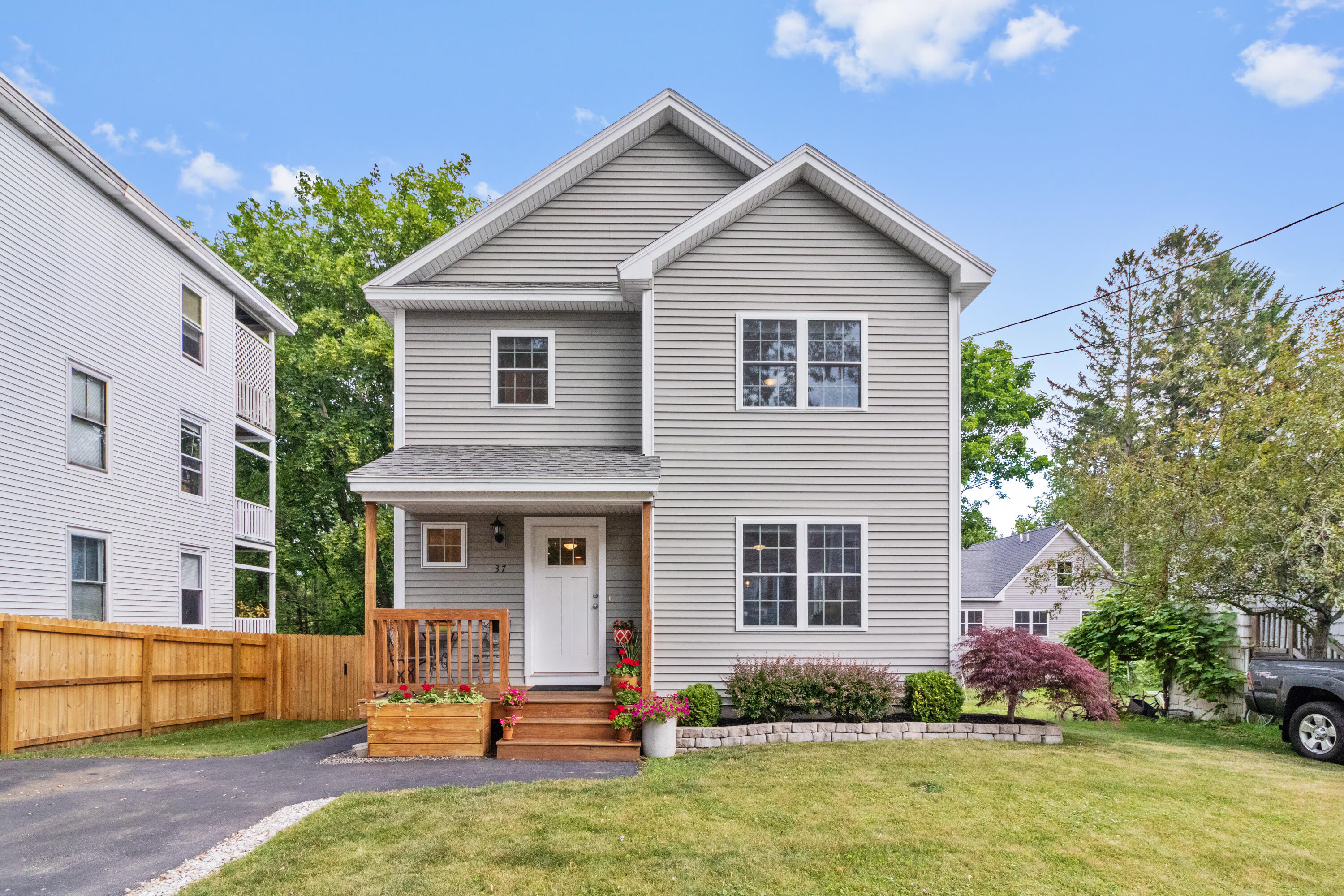 37 Barberry Creek Road South Portland, ME 04106 - Photo 1 of 30 Front