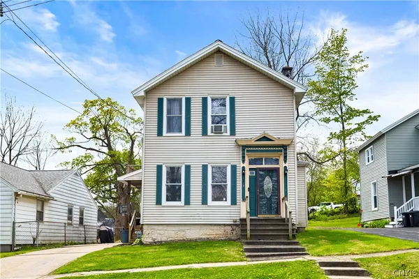 $229,000 | 7 West Street, Whitestown, NY 13492