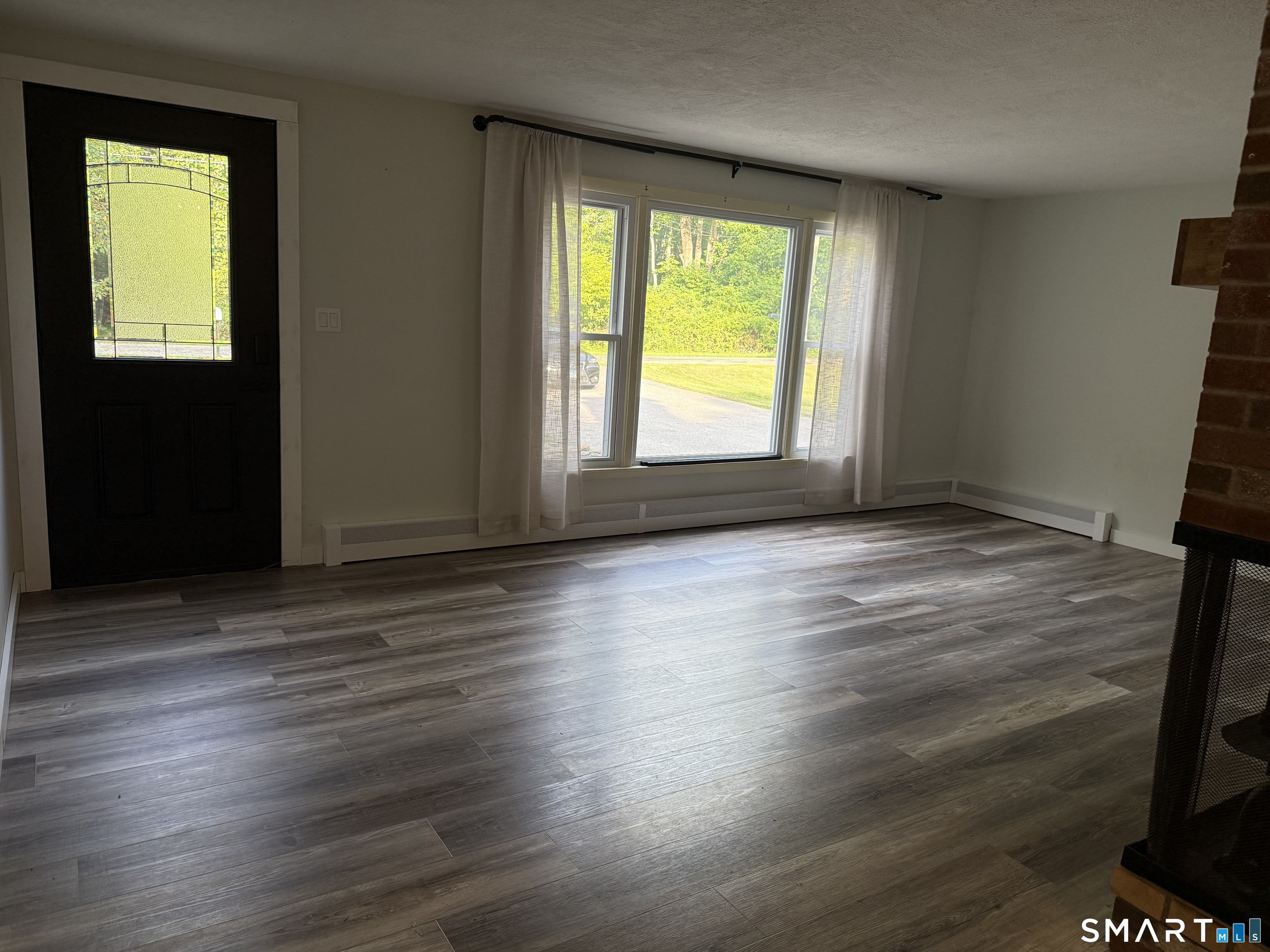 274 Hanks Hill Road Mansfield, CT 06268 - Photo 16 of 21 Gallery Image 16
