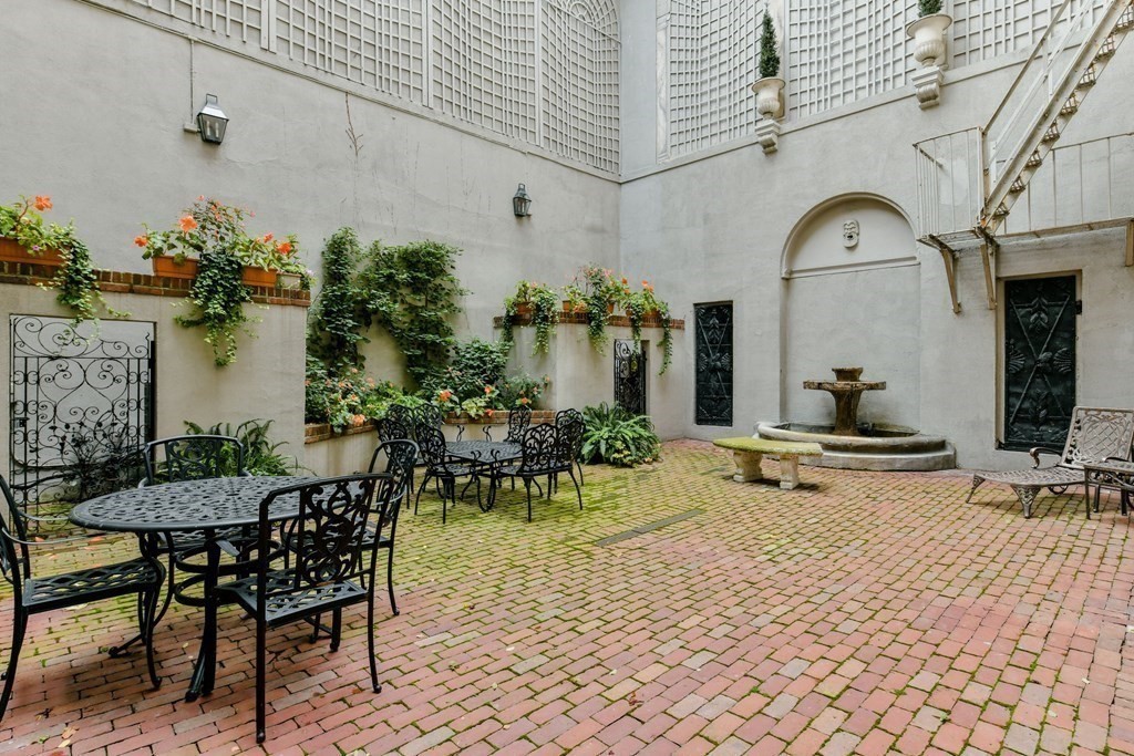 142 Chestnut Street, Unit 7 Boston, MA 02108 - Photo 11 of 16