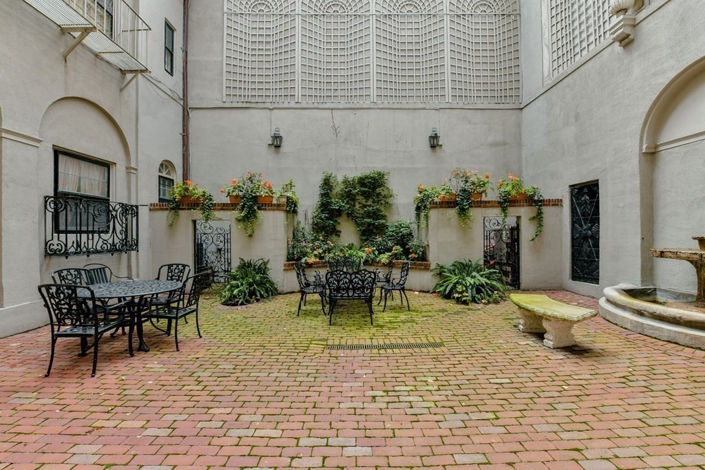 142 Chestnut Street, Unit 7 Boston, MA 02108 - Photo 12 of 16