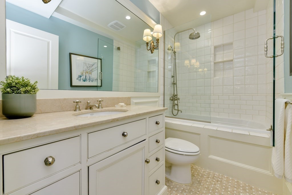 142 Chestnut Street, Unit 7 Boston, MA 02108 - Photo 8 of 16