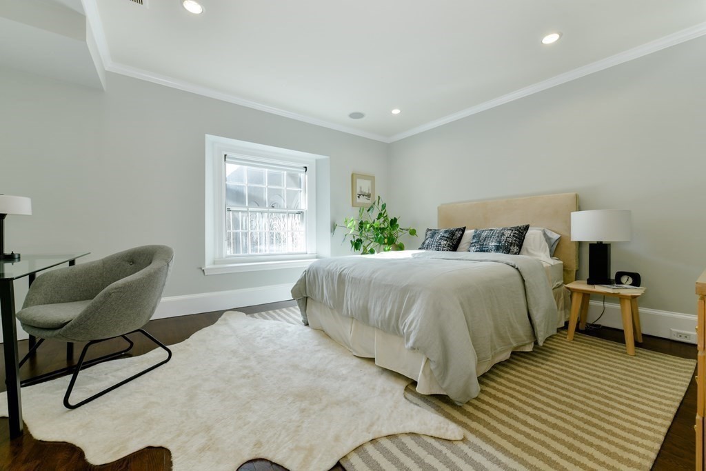 142 Chestnut Street, Unit 7 Boston, MA 02108 - Photo 9 of 16