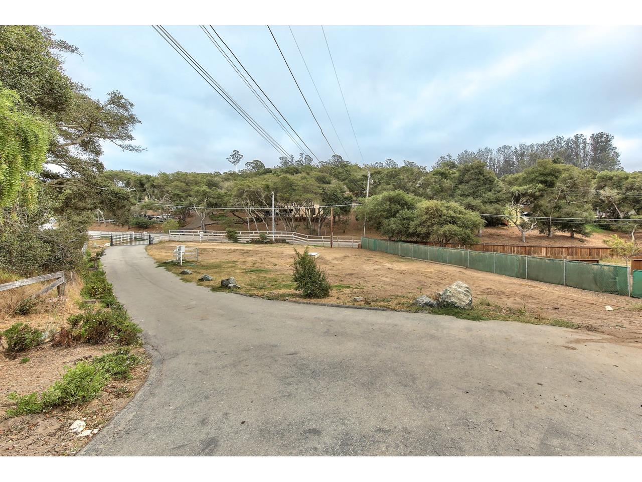 17831 Berta Canyon Road Salinas, CA 93907 - Photo 22 of 25 Gallery Image 22