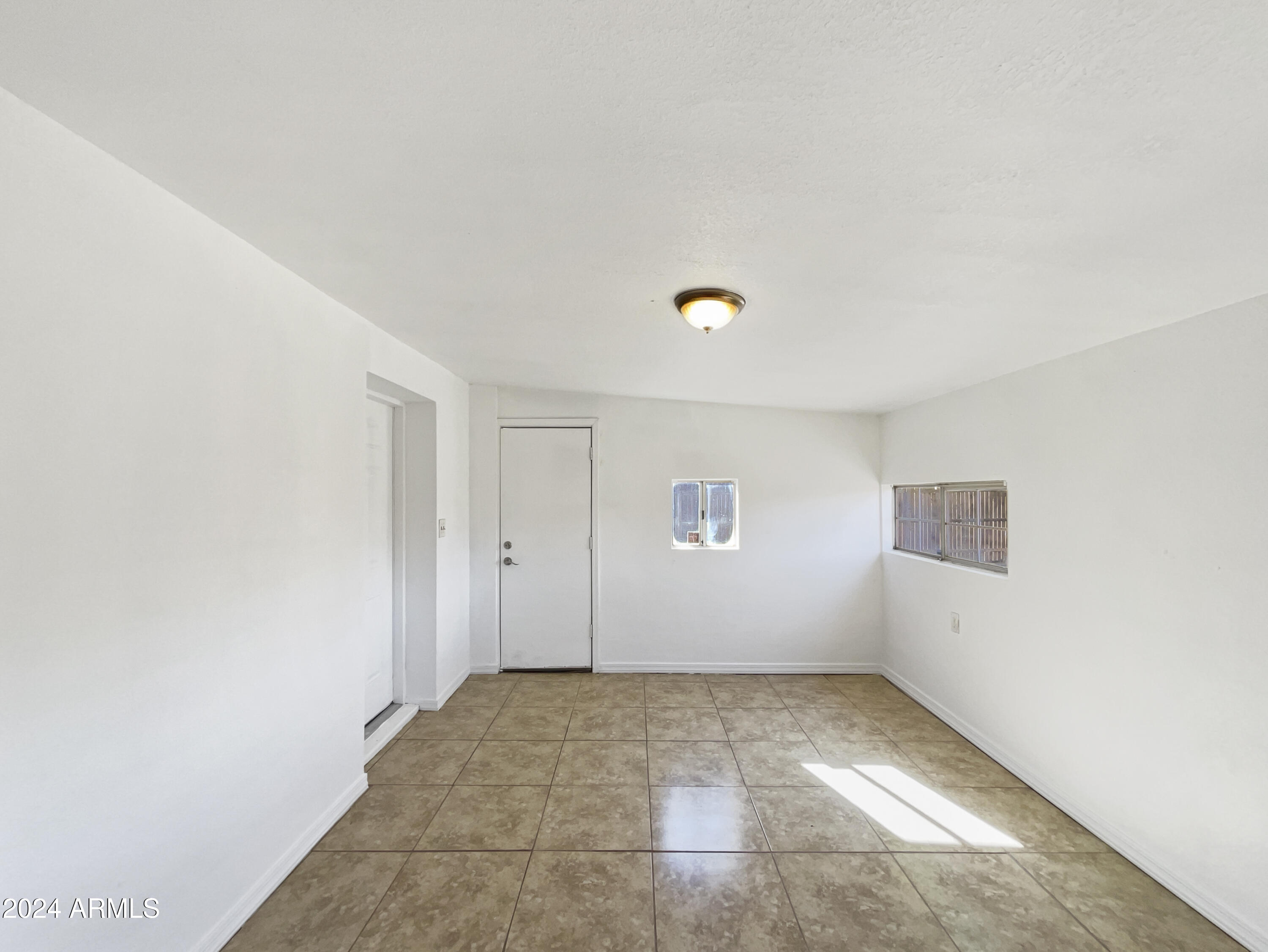 5214 North 19th Drive Phoenix, AZ 85015 - Photo 13 of 23 photo_20