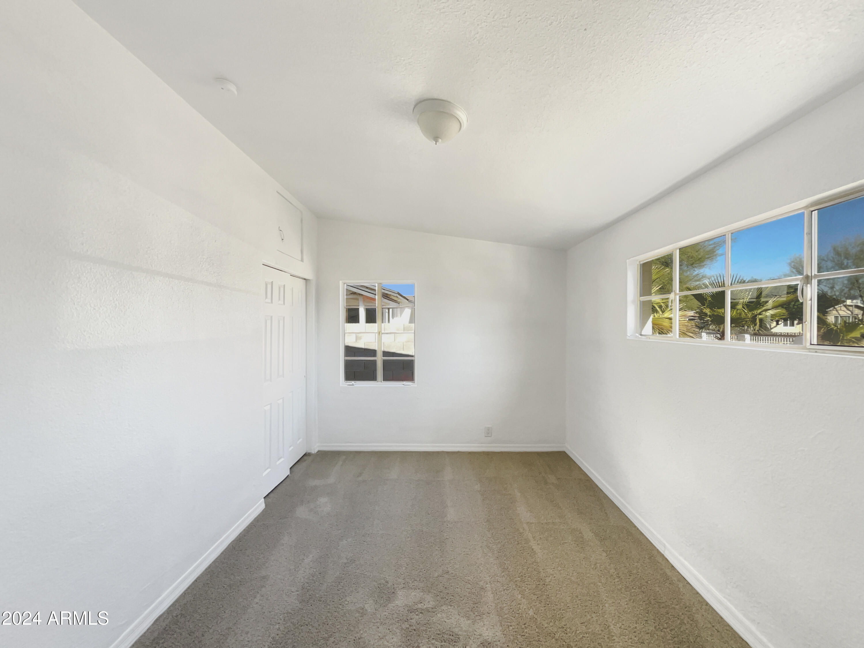 5214 North 19th Drive Phoenix, AZ 85015 - Photo 15 of 23 photo_09