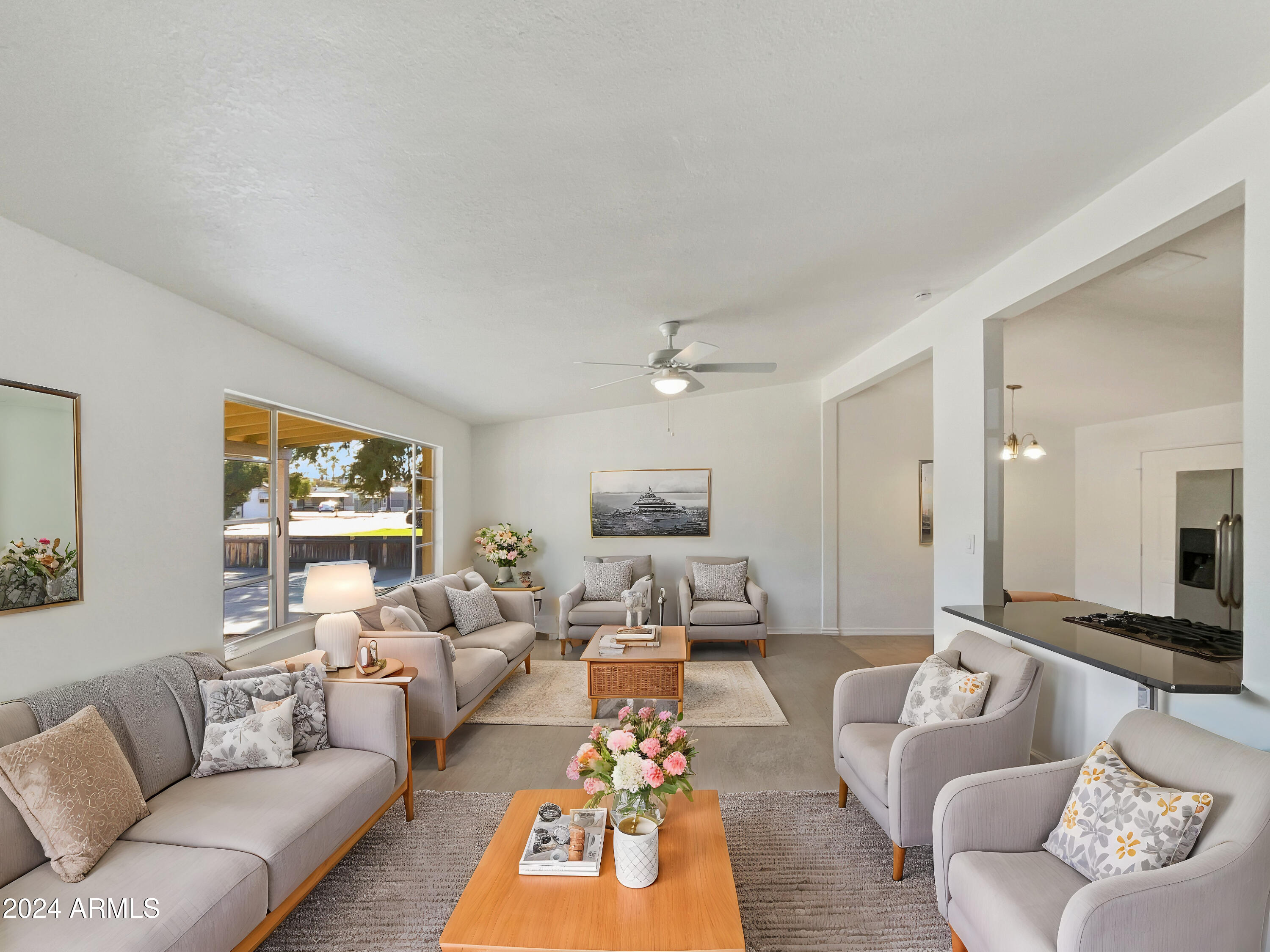 5214 North 19th Drive Phoenix, AZ 85015 - Photo 2 of 23 61263977-R5FedCyGUbk