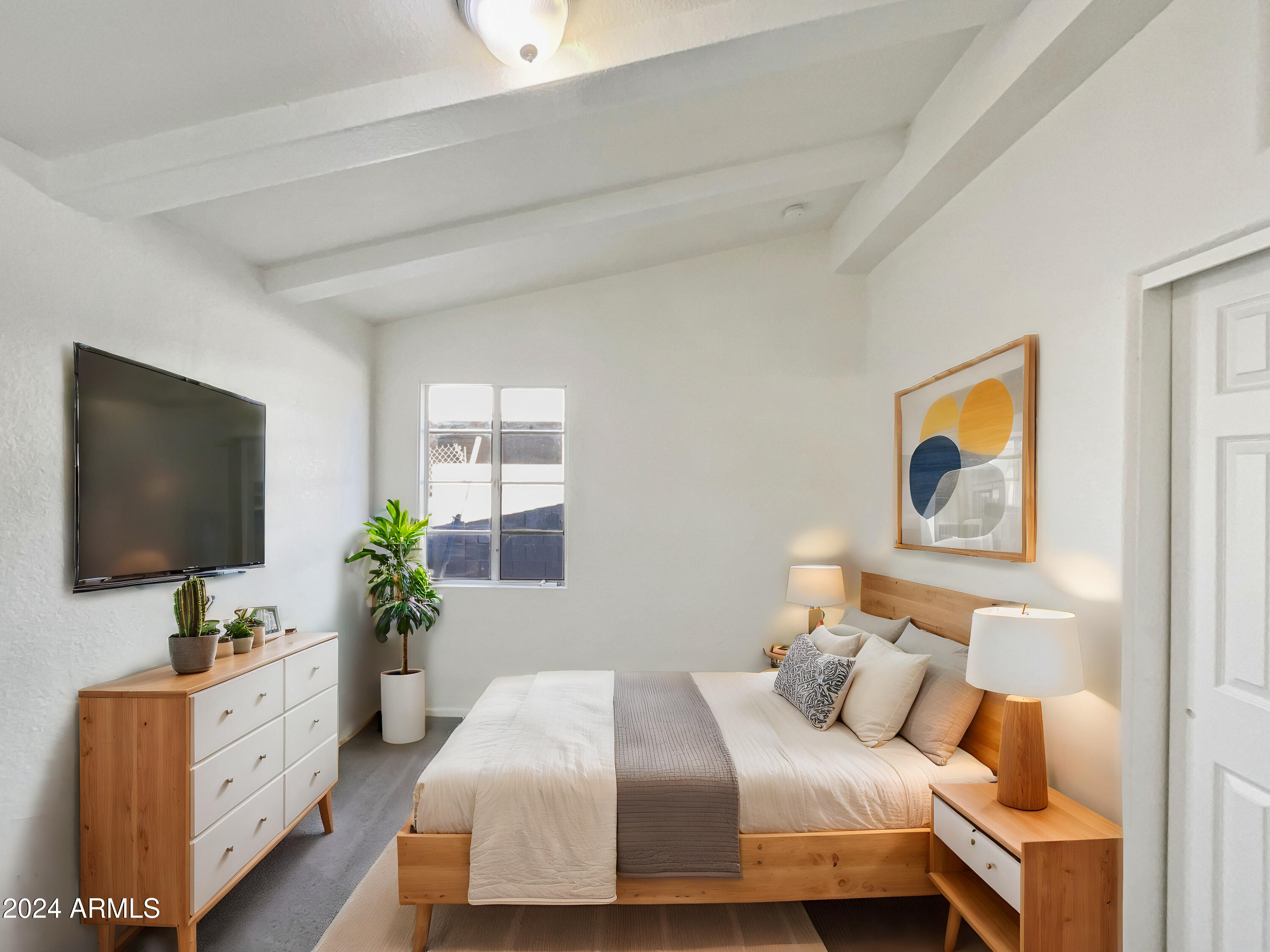 5214 North 19th Drive Phoenix, AZ 85015 - Photo 4 of 23 61263978-xW7-xBR1nNo