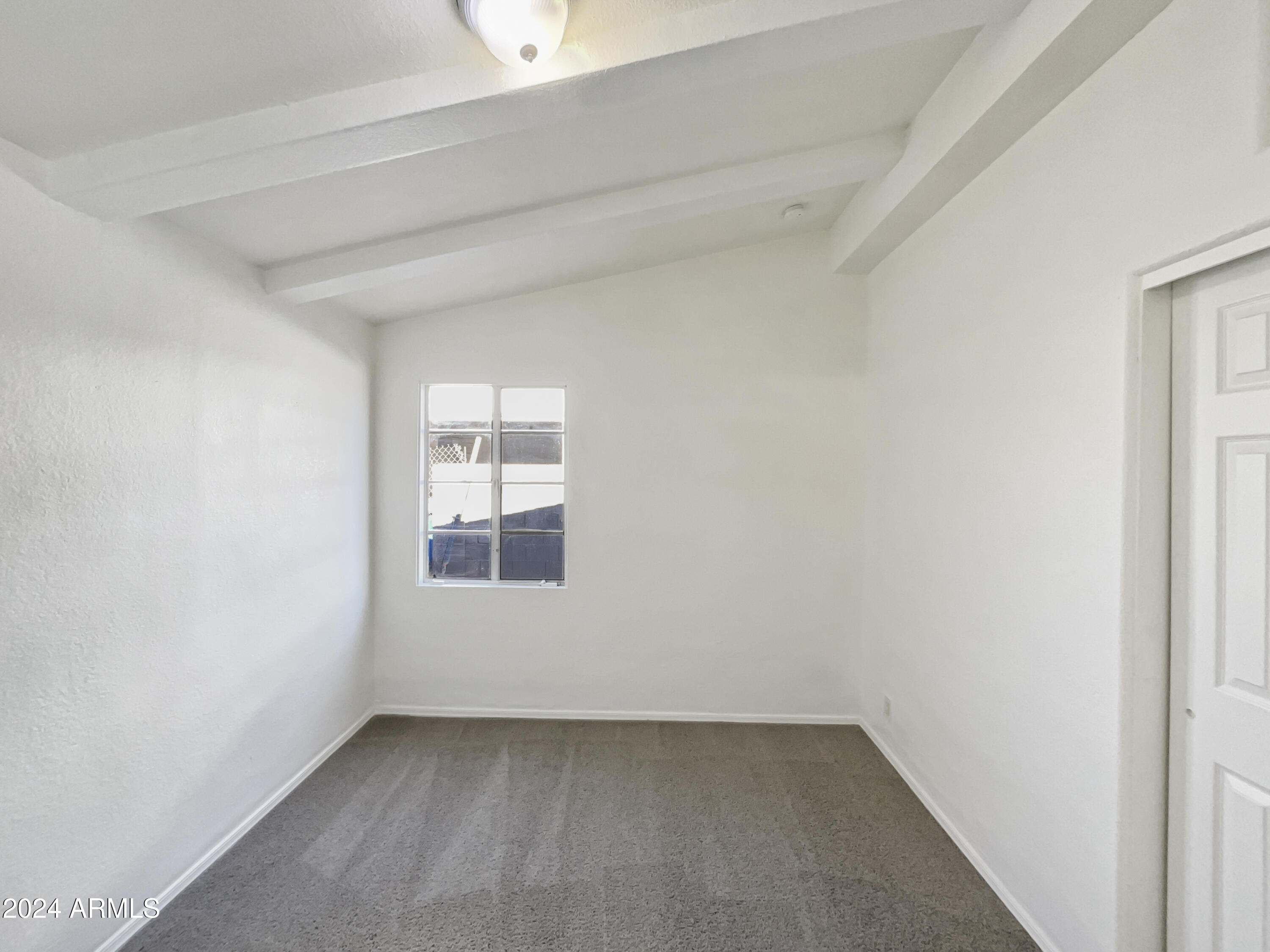 5214 North 19th Drive Phoenix, AZ 85015 - Photo 5 of 23 photo_10