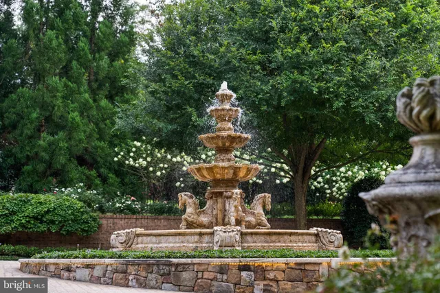 $14,000,000 | 9112-9120 Mine Run Drive, Great Falls, VA 22066