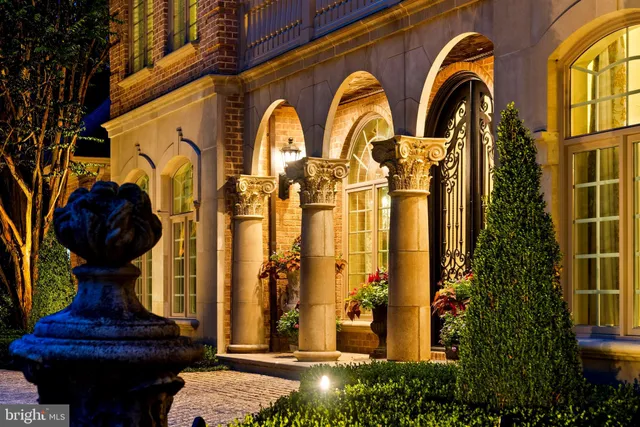 $14,000,000 | 9112-9120 Mine Run Drive, Great Falls, VA 22066