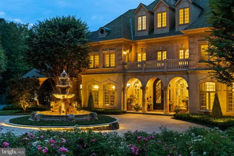 $14,000,000 | 9112-9120 Mine Run Drive, Great Falls, VA 22066