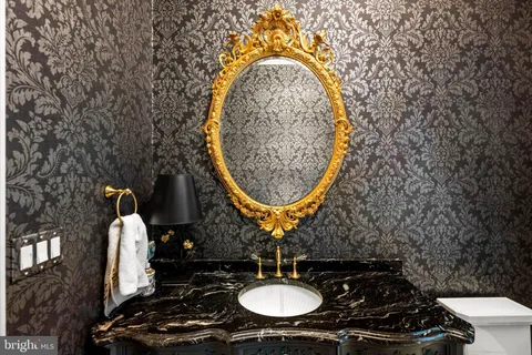 $14,000,000 | 9112-9120 Mine Run Drive, Great Falls, VA 22066